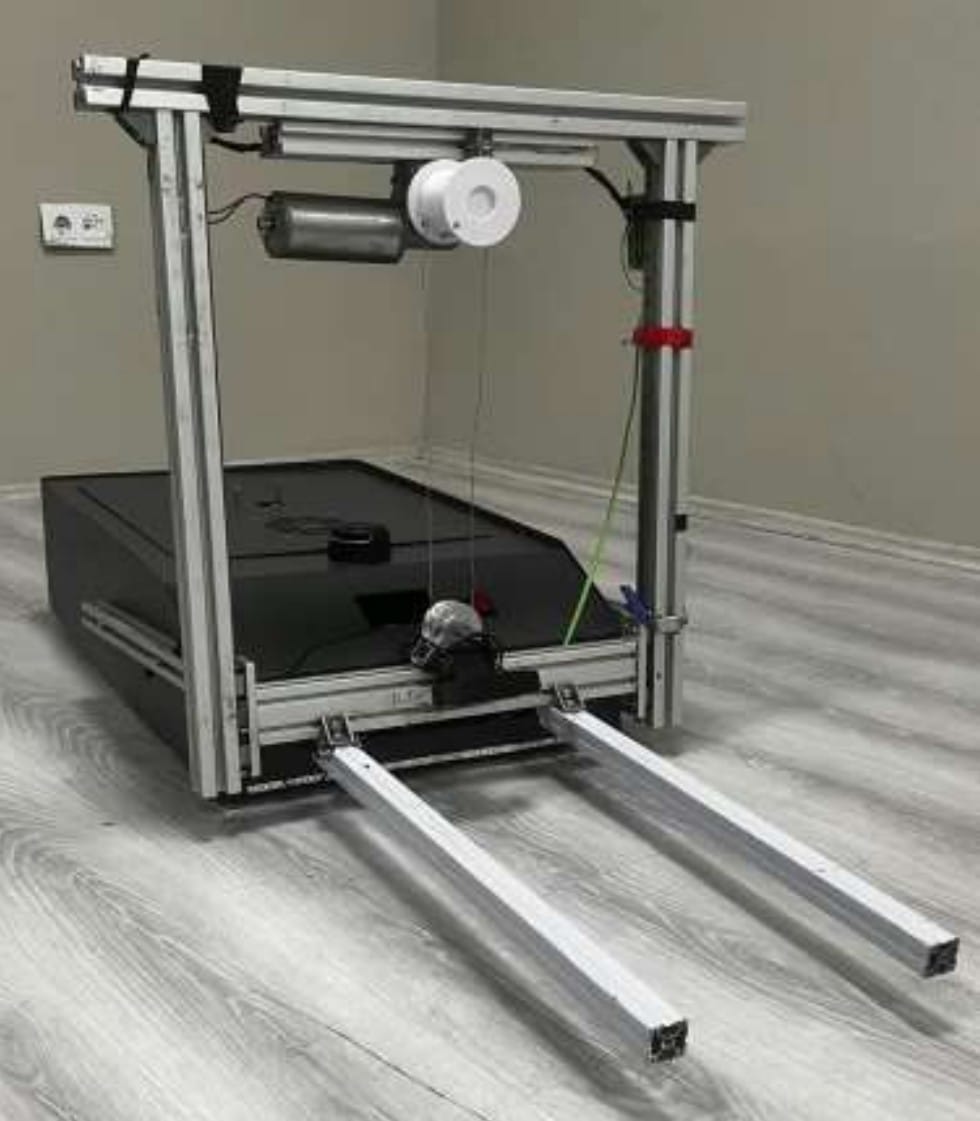 Otonom forklift SIRIUS atölyede